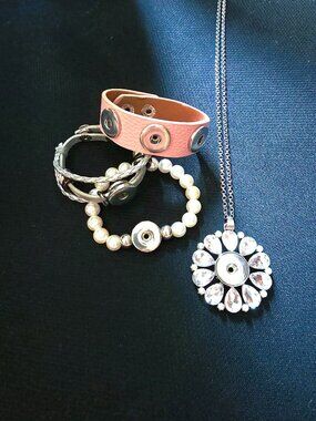 Snap bracelets and a pendant chain necklace